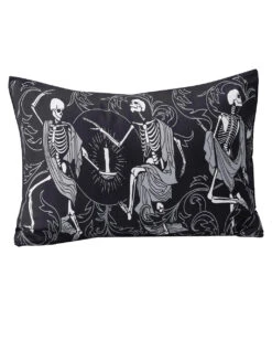Danse Macabre Bettwäsche Set 140 X 200 Cm KILLSTAR -Halloween Kostüme Rabatte killstar danse macabre bettwaesche set 140x200 killstar bettbezuege killstar wohnaccessoires killstar wohndekor gothic bettwaesche 54805 2