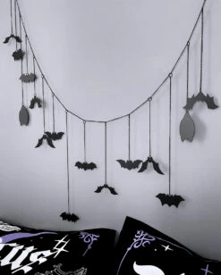 Fledermausschwarm Wanddekoration KILLSTAR -Halloween Kostüme Rabatte killstar fledermausschwarm wanddekoration halloween und gothic deko von killstar colony of bats hanging decor 51973
