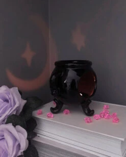 Hexenkessel Duftöl Lampe KILLSTAR -Halloween Kostüme Rabatte killstar hexenkessel duftoel lampe gothic cauldron oil burner lamp halloween und wicca geschenkartikel 51232 3