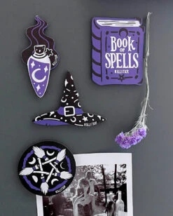 It's A Spell Kühlschrank Magneten KILLSTAR -Halloween Kostüme Rabatte killstar its a spell hexenmotiv kuehlschrank magneten gothic und halloween geschenkartikel 51961