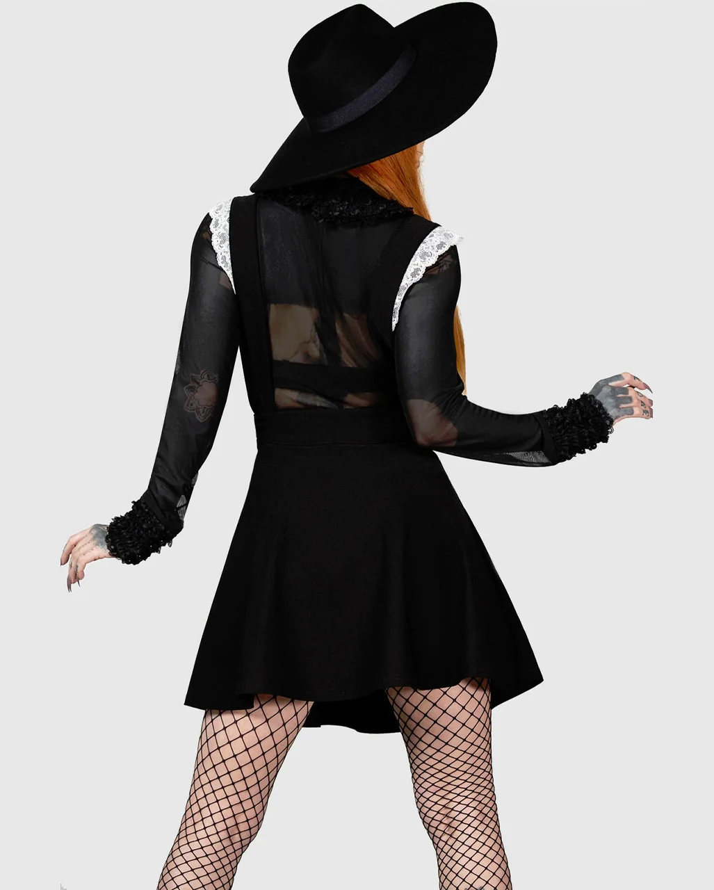 Oriel Latzkleid KILLSTAR 5 Oriel Latzkleid KILLSTAR – Bild 3