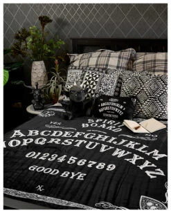 Hexenbrett Dekokissen 25x40cm -Halloween Kostüme Rabatte ouija board tagesdecke hexenbrett tagesdecke spirtit board throw 39245 02